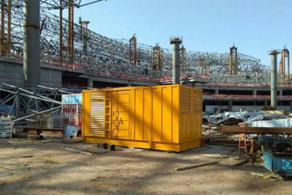 仙游发电机出租如何判断空气滤清器是否需要更换？