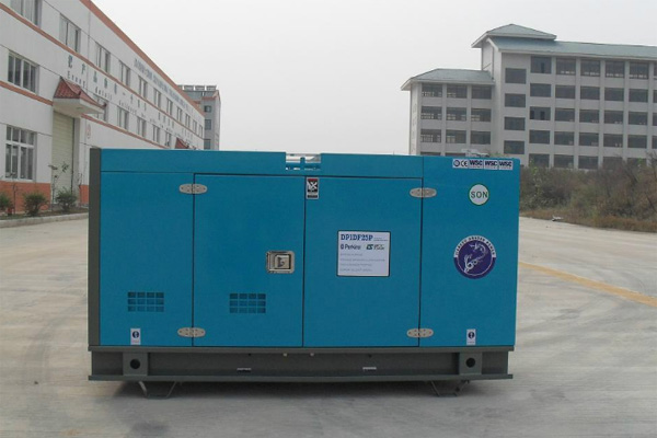 仙游发电机租赁如何正确安装空气滤清器？